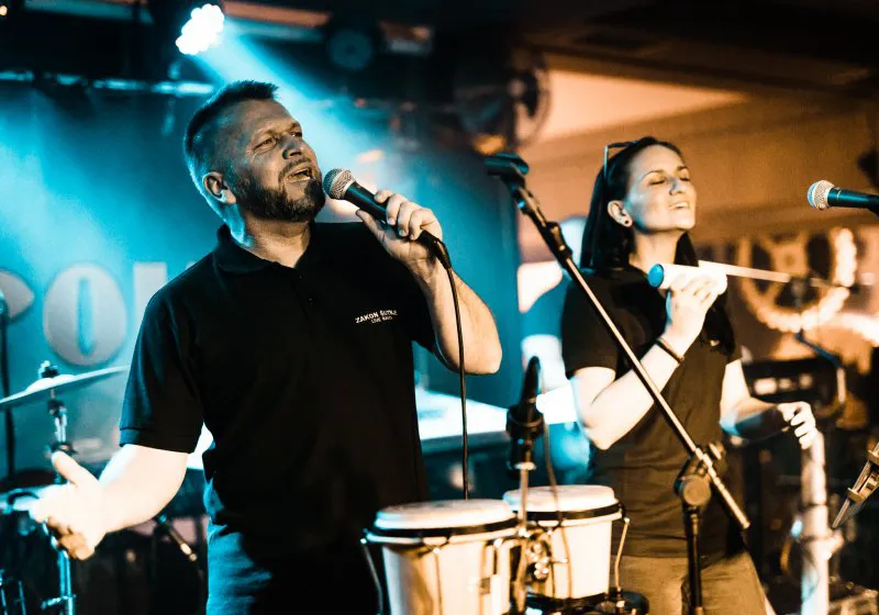 Metropolis Music & Billiards Club