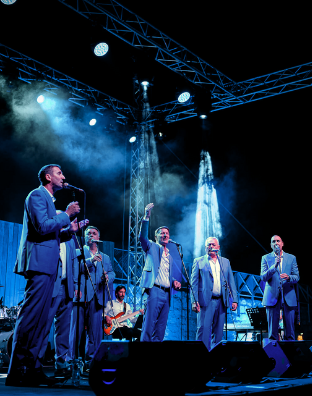 Tomislav Bralić i klapa Intrade