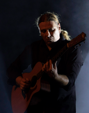 Bruno Mičetić: Guitars' Dialogue