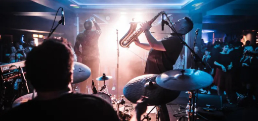 Metropolis Music & Billiards Club