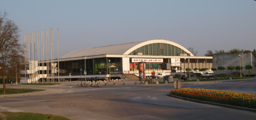 &Scaron;kolska sportska dvorana Mladost